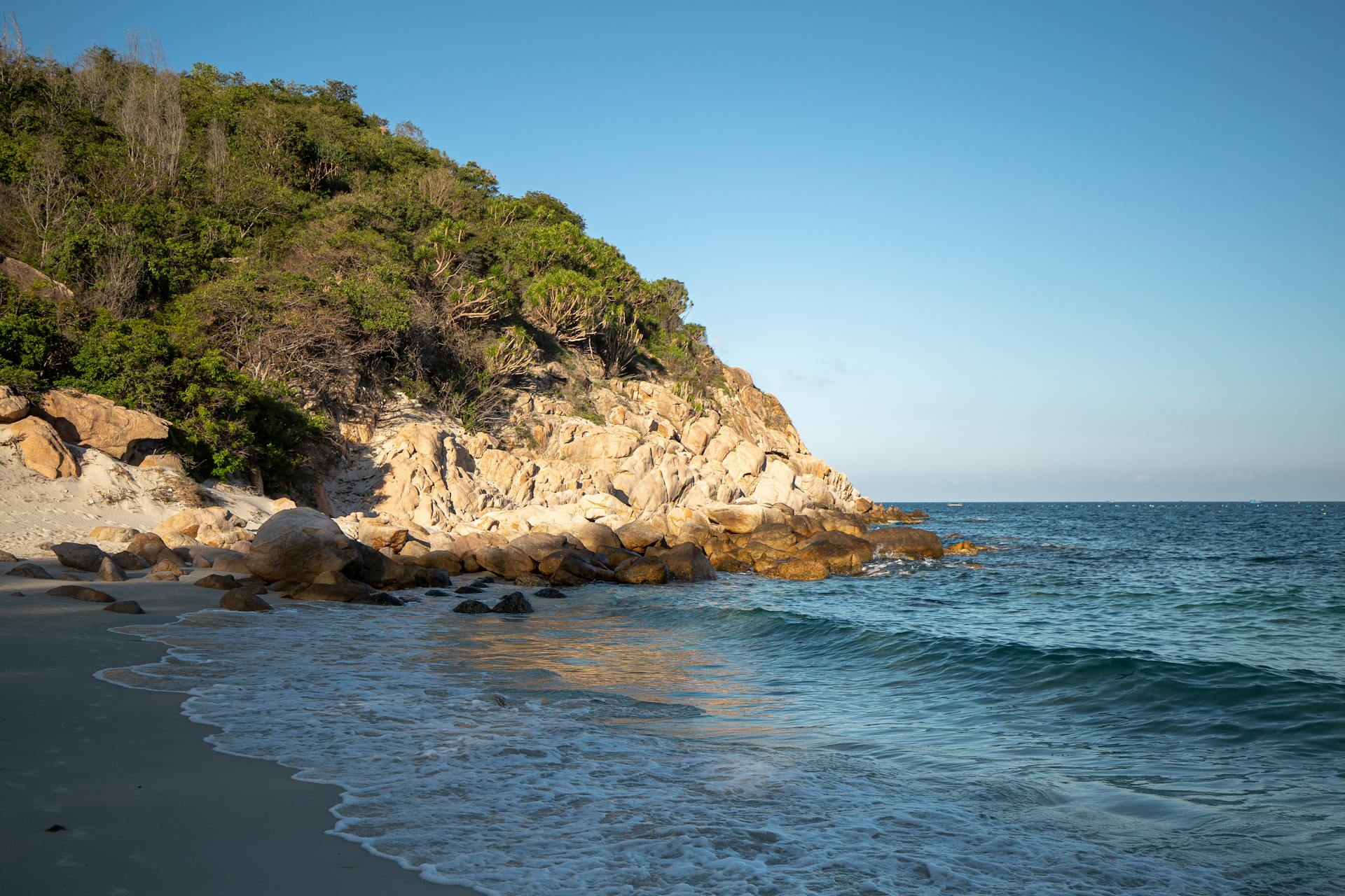 Experience Nha Trang’s heritage with guided tours